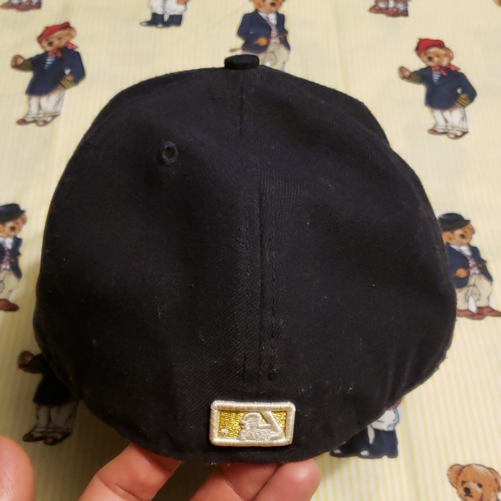 Seattle Mariners hat - Picture 2 of 5